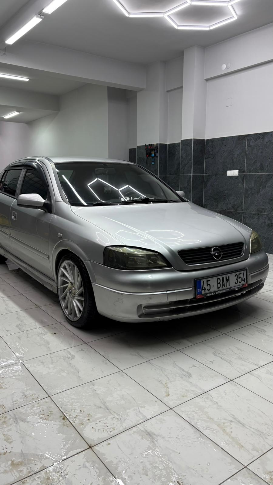 Opel Astra detaylı yıkama sonrası